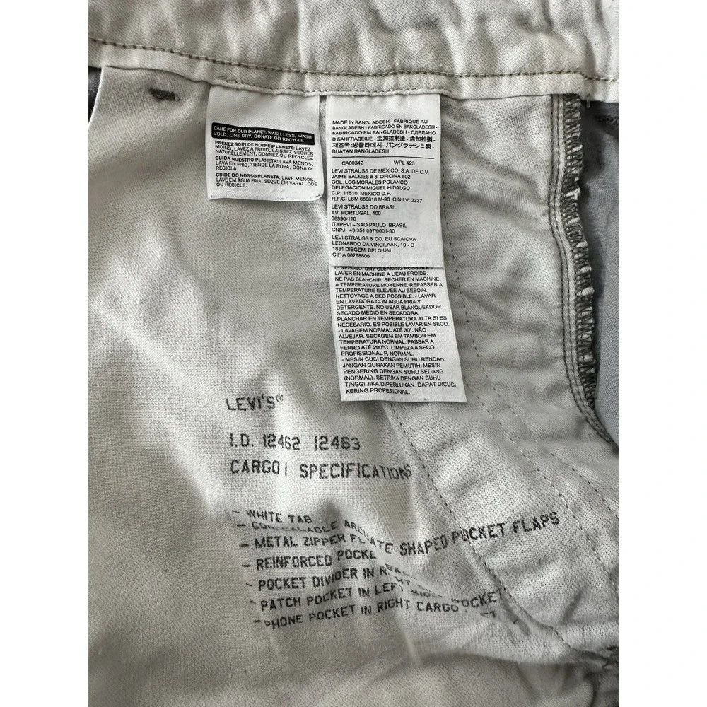 Levi's Camouflage Cargo Shorts Mens 42 Gray‎ Relaxed Hiking Outdoors Utility